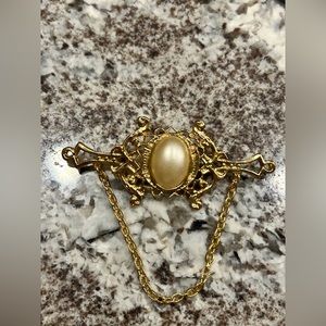 Vintage Chatelaine Style Brooch